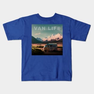 Van Life Camper RV Outdoors in Nature Kids T-Shirt